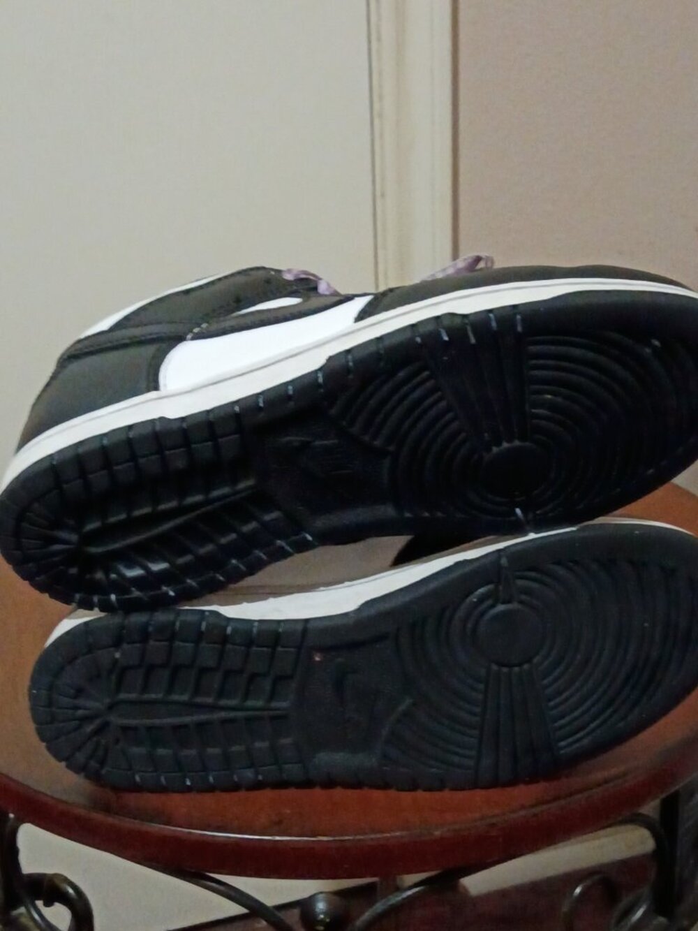 Nike Dunk Low Shoes Size 2.5Y Youth Black White Panda Dunks CW1588-100 Sneakers - Picture 3 of 14